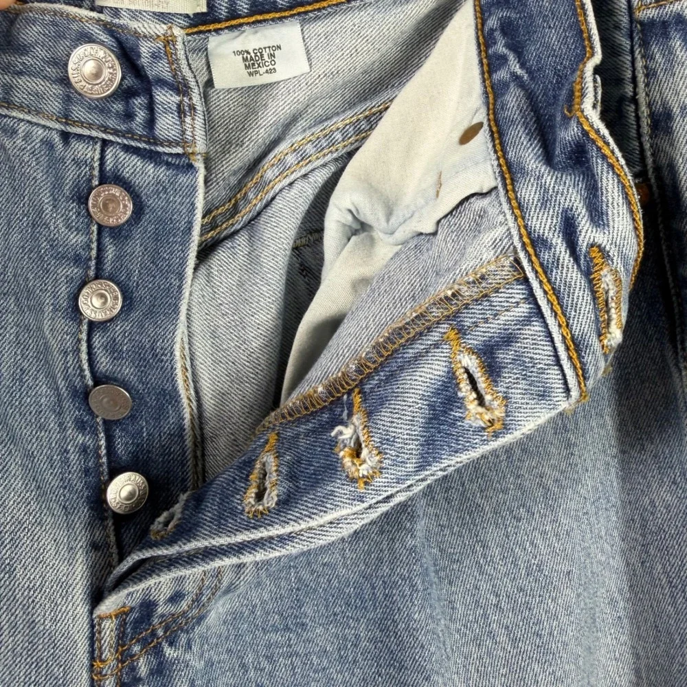 Vtg Levis 501 Original Straight Leg Button Fly Light Wash Jeans 90s Mens 32x34